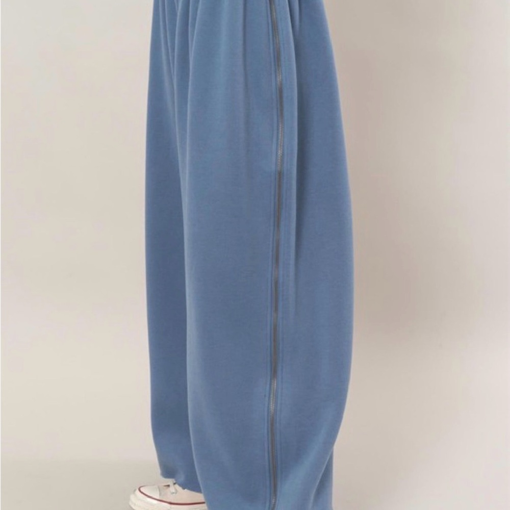 Zipper sweatpants